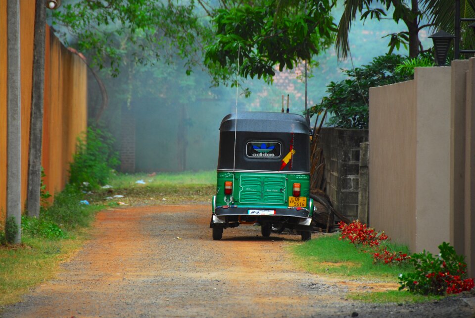 Transport taxi tuk-tuk