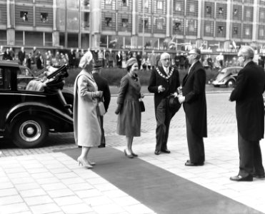 Staatsbezoek van koningin Elizabeth II van Engeland en prins Philip aan Nederla…, Bestanddeelnr 934-6209