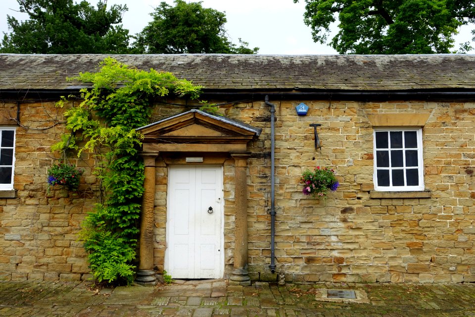 Stables - Renishaw Hall - Derbyshire, England - DSC02404