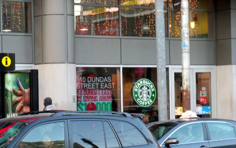 Starbucks at 10 Dundas Street East, Toronto -b