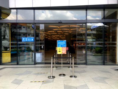 Starling Mall Entrance 1