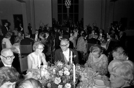 Staatsbezoek Zweeds Kon Paar aan Nederland diner in Rijksmuseum aangeboden doo, Bestanddeelnr 928-8522