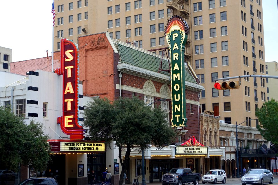 State and Paramount Theaters - Austin, Texas - DSC08305