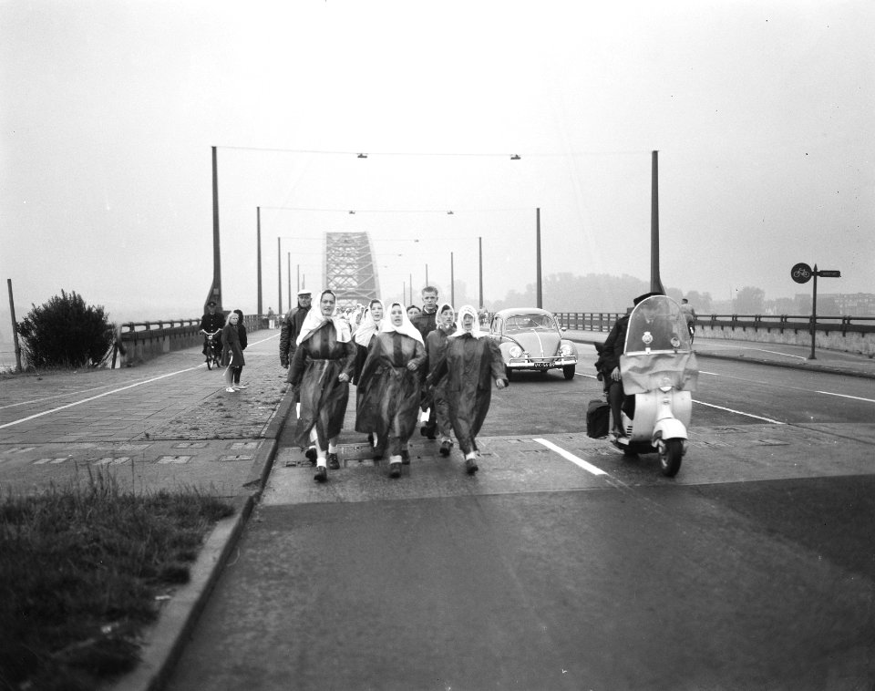 Start vierdaagse in Nijmegen, Bestanddeelnr 908-7969