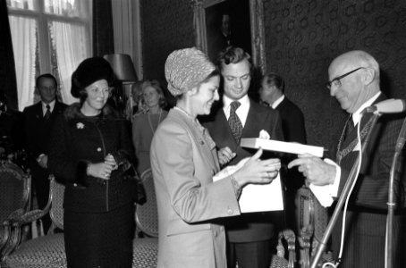 Staatsbezoek Zweeds Koninklijk Paar aan Nederland ontvangst door burgemeester S, Bestanddeelnr 928-8500
