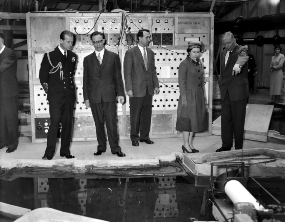 Staatsbezoek van koningin Elizabeth II van Engeland en prins Philip aan Nederla…, Bestanddeelnr 909-4435