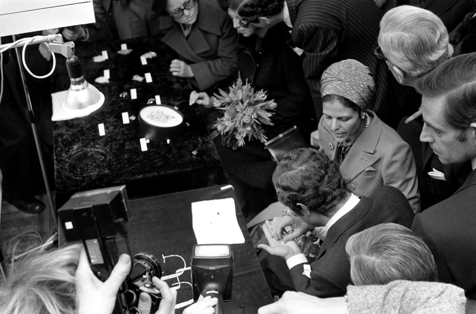 Staatsbezoek Zweeds Koninklijk Paar aan Nederland Koninklijk Paar bezoek Assche, Bestanddeelnr 928-8507