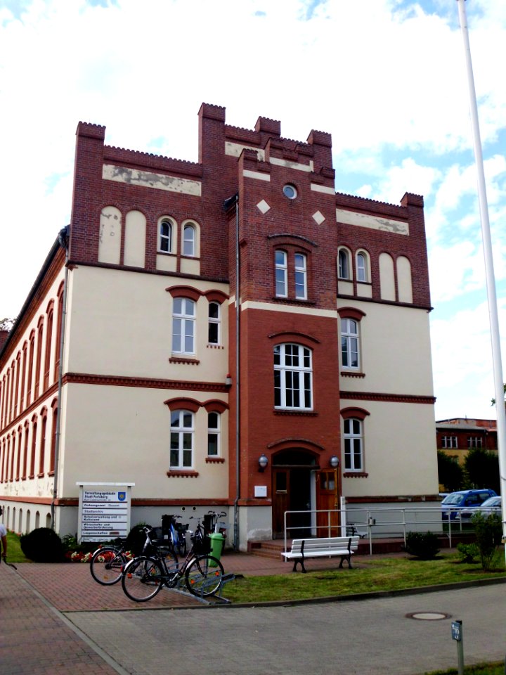Stadtverwaltung 1