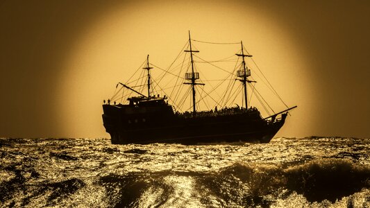 Sailboat warship adventure