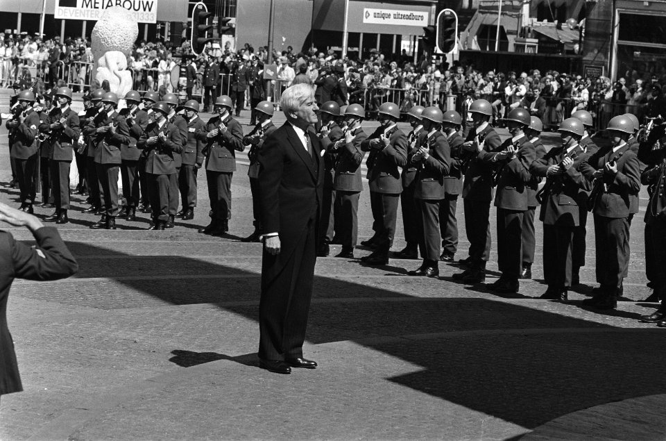Staatsbezoek van president Von Weizsacker van West Duitsland president Von Wei, Bestanddeelnr 933-3411