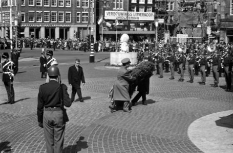Staatsbezoek van president Ceausescu van Roemenie, president Ceausescu en echtge, Bestanddeelnr 926-3340