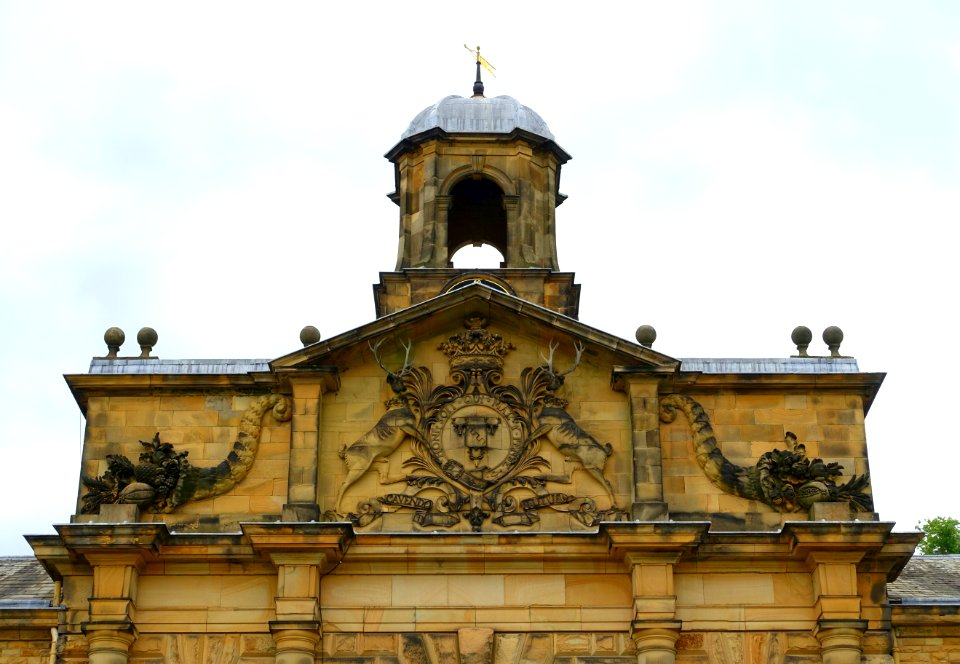 Stable block detail - Chatsworth House - Derbyshire, England - DSC03652