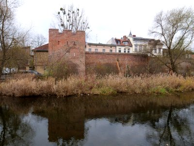 Stadtmauer & Turm & Befestigungsanlage & Stadtbefestigung Hoher Steinweg 01