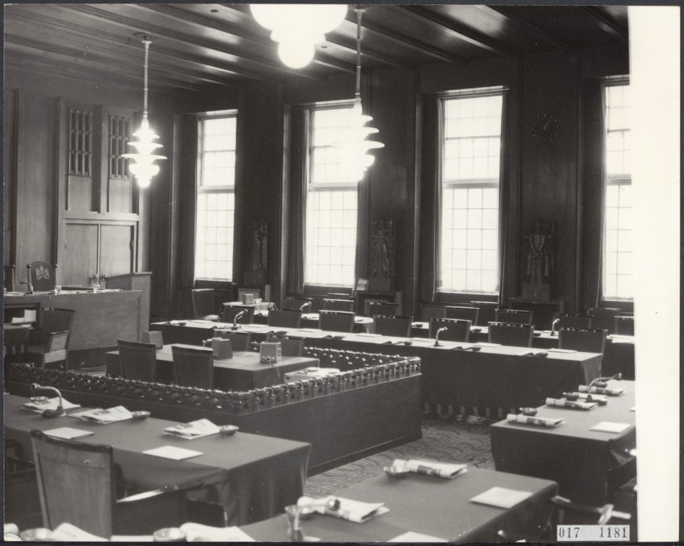 Stadhuizen, interieurs, Raadszaal, Bestanddeelnr 017-1181