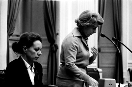 Staatssecretaris Smit-Kroes (Verkeer en Waterstaat) en minister Gardeniers (Cult, Bestanddeelnr 930-5652