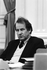 Staatssecratris Gerrit Brokx bij de voortzetting van de behandeling van de leegs, Bestanddeelnr 931-2770