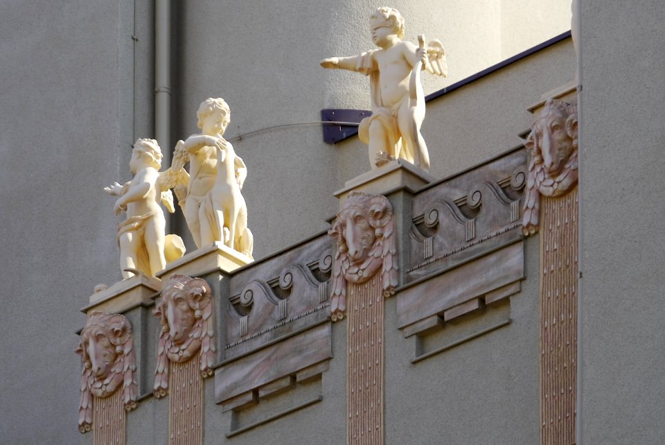 Staatstheater.Cottbus.Detail.Westfassade
