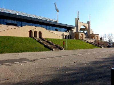 Stade de Gerland - Entrées principales, côté sud photo
