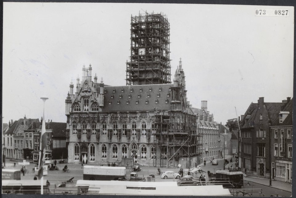 Stadhuizen, restauraties, Bestanddeelnr 073-0827