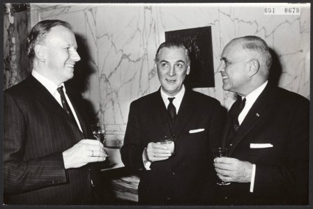 Staatssecretaris R.J. H. Kruisinga heeft de 5e internationale cursus Gezondhei…, Bestanddeelnr 091-0678