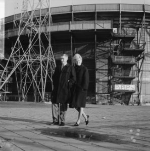 Stadions, voetbal, Bild, Harry, Bestanddeelnr 918-4048