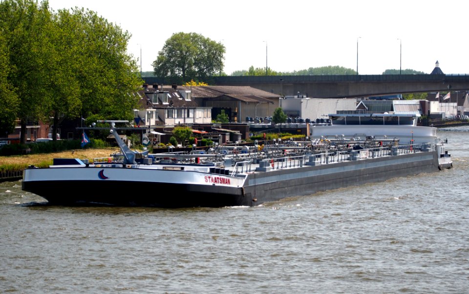 Staatsman - ENI 02330155, Amsterdam-Rijn kanaal, pic1