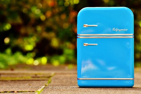 Blue storage tin can