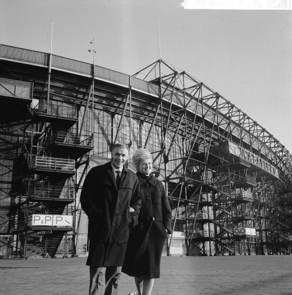 Stadions, voetbal, Bild, Harry, Bestanddeelnr 918-4049