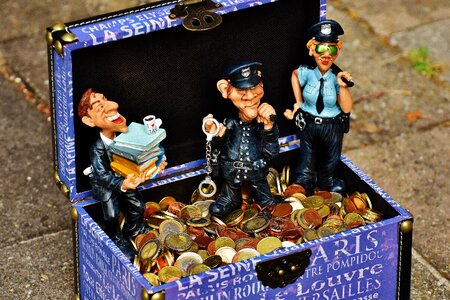 Handcuffs scam tax consultant photo