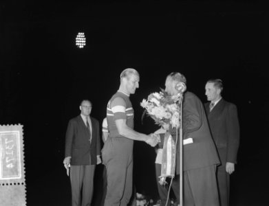 Stadion revanche wereldkampioenschappen, huldiging -Gerrit Schulte, Bestanddeelnr 907-3174