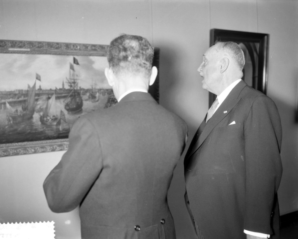 Staatsbezoek van Oostenrijkse Bondspresident Dr. A. Scharf Den Haag . Bezoek Rij, Bestanddeelnr 912-4823
