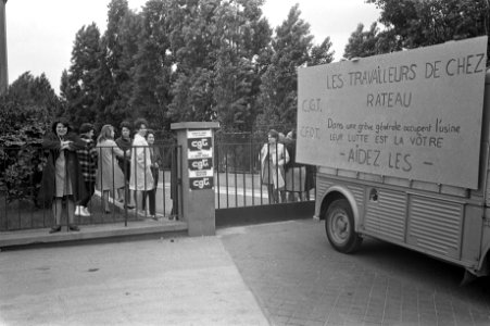 Stakingen in Frankrijk. vrouwelijke werknemers van TV- en montagebedrijf te Pari, Bestanddeelnr 921-3738
