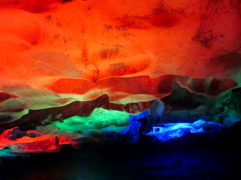 Stalactites, Boyue Cave, picture32