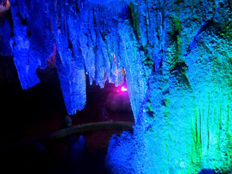 Stalactites, Boyue Cave, picture21