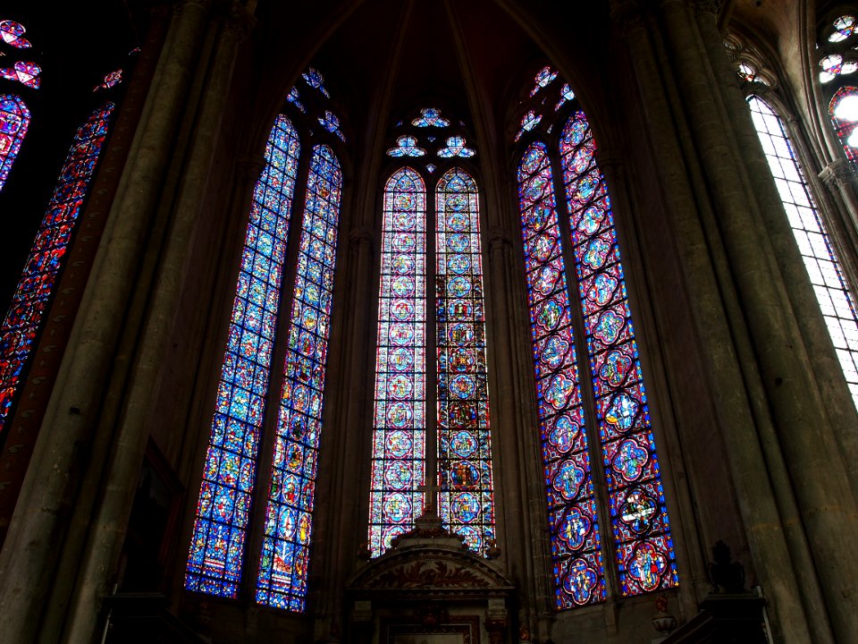 Stained glass windows of Amiens Cathedral, pic-010