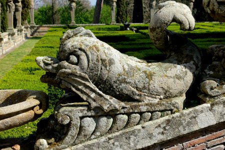 Stair ornament - Garden of the Caryatids - Villa Farnese - Caprarola, Italy - DSC02319