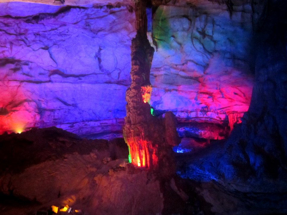 Stalactite, Boyue Cave, picture2