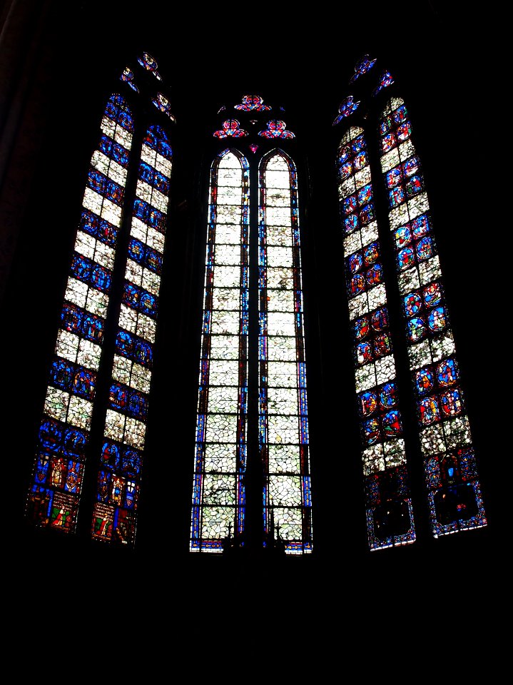 Stained glass windows of Amiens Cathedral, pic-006