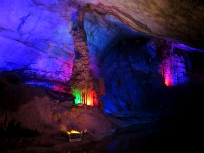 Stalactite, Boyue Cave, picture4
