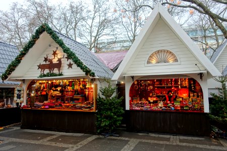 Stalls - Cologne Christmas markets - DSC09721