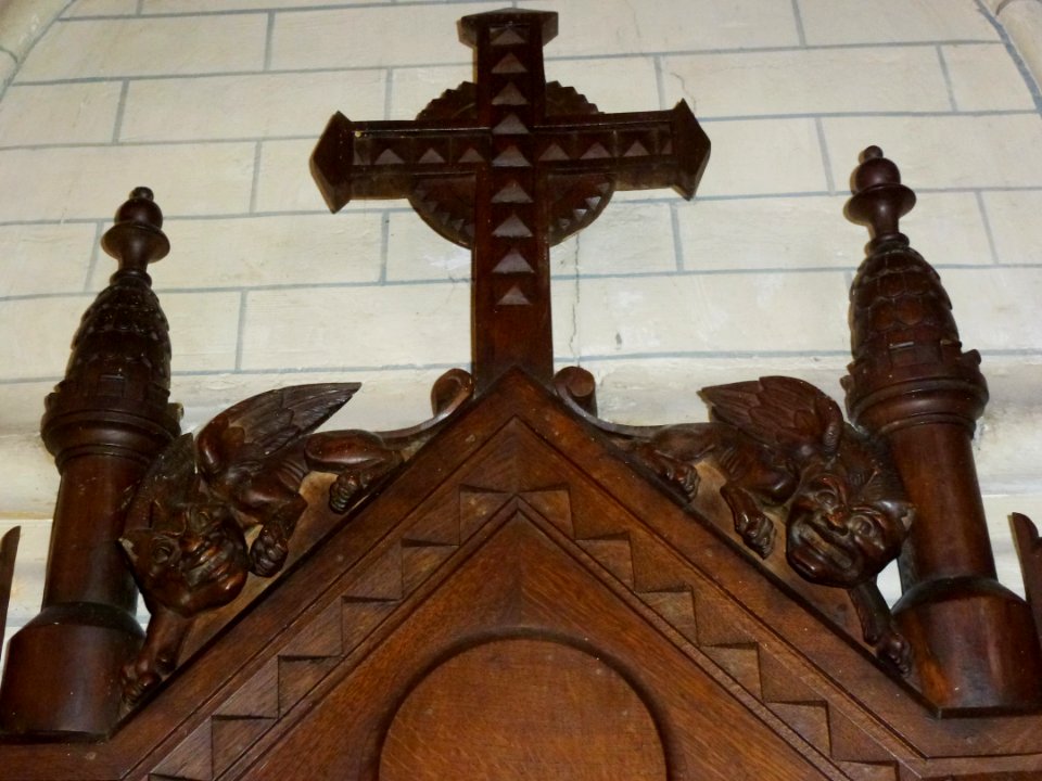 Stalles de l'église Saint-Julien d'Erny-Saint-Julien 11