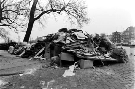 Staking Amsterdamse Stadsreiniging in verband met korting ziekengeld. Grote stap, Bestanddeelnr 932-0316
