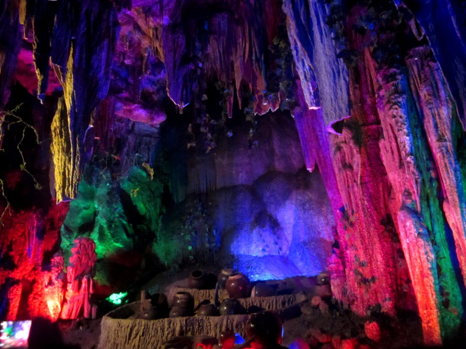 Stalactites, Boyue Cave, picture24