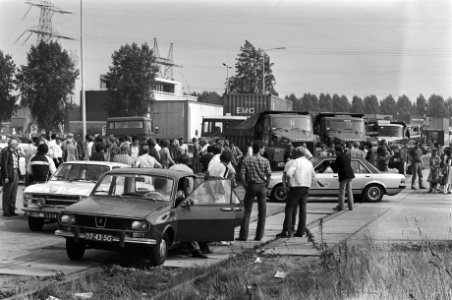 Stakers beletten vrachtwagens de toegang tot ECT, Bestanddeelnr 930-4262