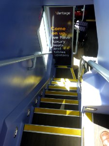 Stairway-Vantage-KerbGuidedBus-P1400517