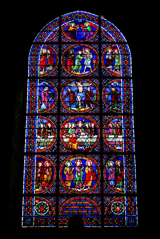 Stained-glass window in Laon cathedral 2007-05-06
