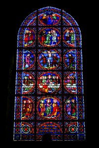 Stained-glass window in Laon cathedral 2007-05-06