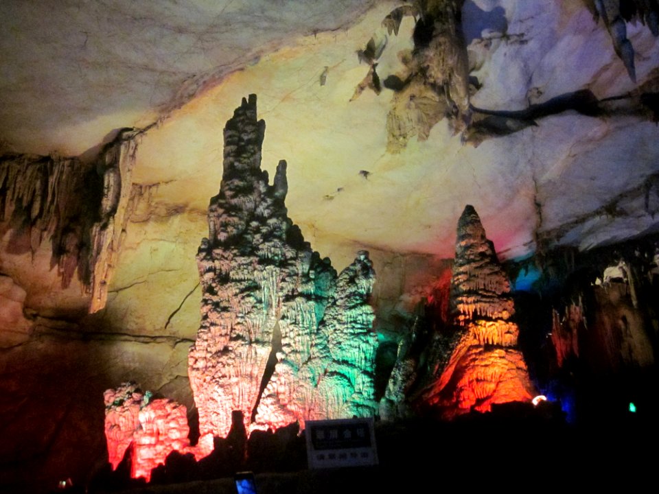 Stalactites, Boyue Cave, picture10