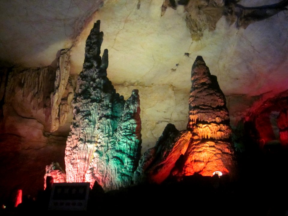 Stalactites, Boyue Cave, picture11
