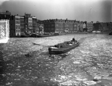 Stadsgezichten, binnenamstel met plaats nieuwe stadhuis, Bestanddeelnr 907-0062